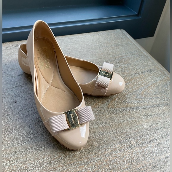 Ferragamo Nude Flats size 36 - Picture 2 of 3